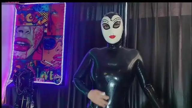 Image 2 of latex_rose_daniels Stream on Chaturbate on 1 month ago