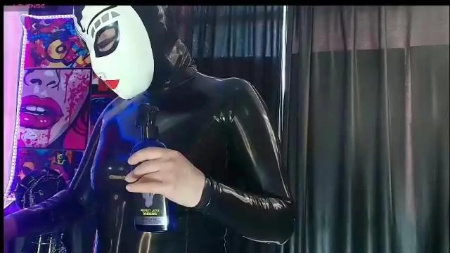 Image 3 of latex_rose_daniels Stream on Chaturbate on 1 month ago