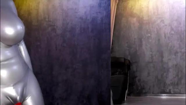 Image 3 of latexirime Stream on Chaturbate on 1 month ago