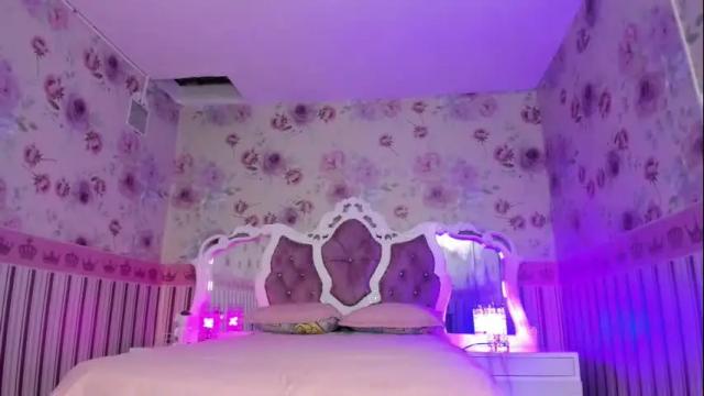 Image 12 of latin_ashley_ Stream on Chaturbate on 1 month ago