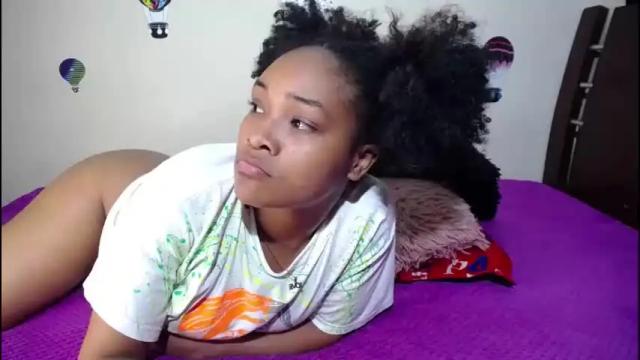 Image 2 of latin_ebonny_ Stream on Chaturbate on 16 months ago
