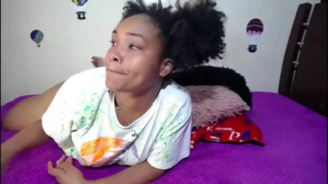 Image 4 of latin_ebonny_ Stream on Chaturbate on 16 months ago