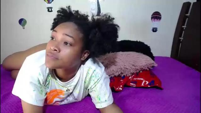 Image 6 of latin_ebonny_ Stream on Chaturbate on 16 months ago