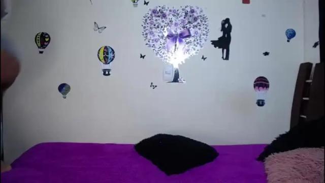 Image 3 of latin_ebonny_ Stream on Chaturbate on 16 months ago