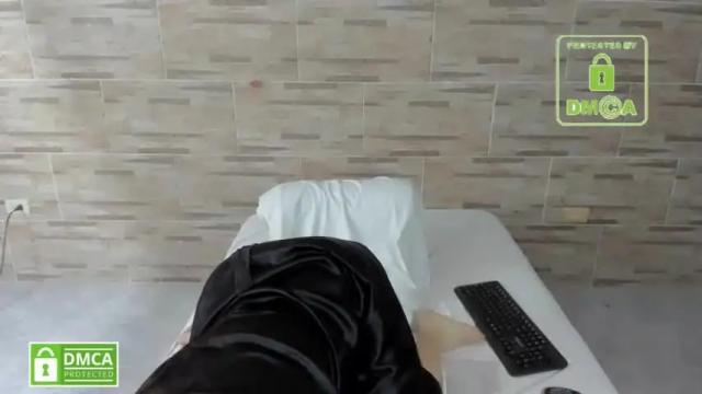 Image 7 of latin_neighbor_ Stream on Chaturbate on 21 months ago