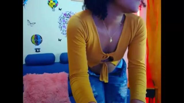 Image 2 of latin_rihanna_ Stream on Chaturbate on 20 months ago