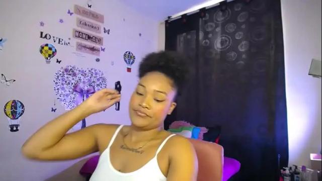 Image 6 of latin_rihanna_j Stream on Chaturbate on 1 month ago