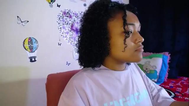Image 11 of latin_rihanna_j Stream on Chaturbate on 16 days ago