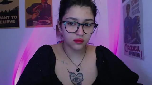Image 10 of latina_mia Stream on Chaturbate on 14 months ago