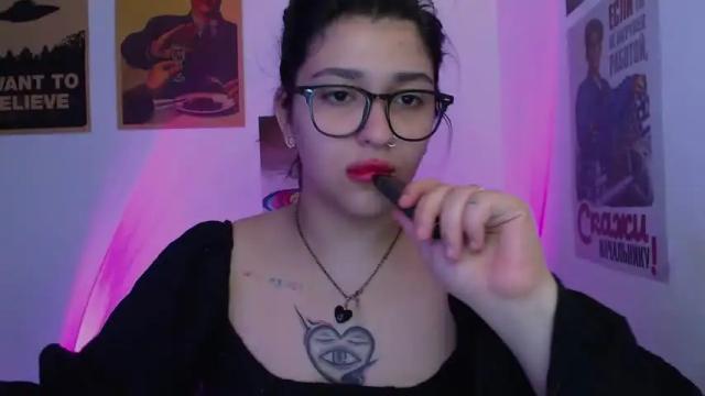 Image 12 of latina_mia Stream on Chaturbate on 14 months ago