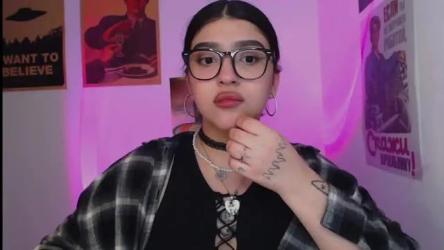 Image 12 of latina_mia Stream on Chaturbate on 14 months ago