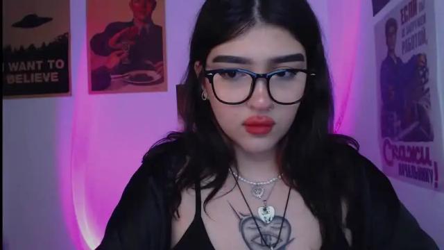 Thumbnail 1, latina_mia's Stream at Chaturbate, 13 months ago