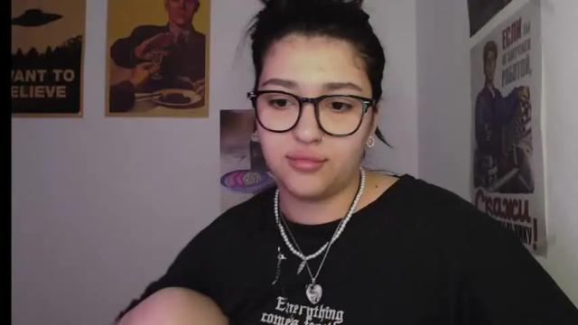 Image 10 of latina_mia Stream on Chaturbate on 13 months ago