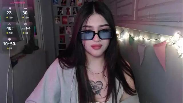Image 10 of latina_mia Stream on Chaturbate on 1 month ago