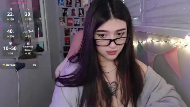 Image 2 of latina_mia Stream on Chaturbate on 1 month ago