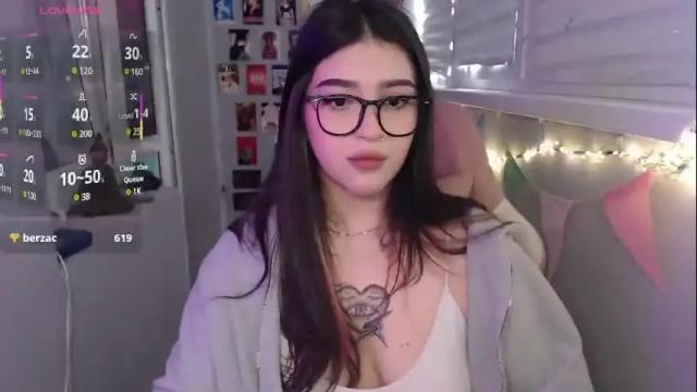 Image 7 of latina_mia Stream on Chaturbate on 1 month ago