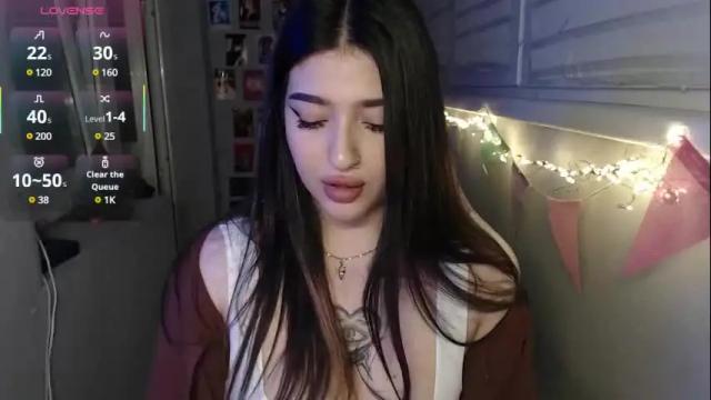 Image 7 of latina_mia Stream on Chaturbate on 15 days ago