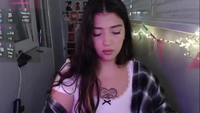 Image 10 of latina_mia Stream on Chaturbate on 3 months ago