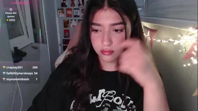 Image 8 of latina_mia Stream on Chaturbate on 3 months ago