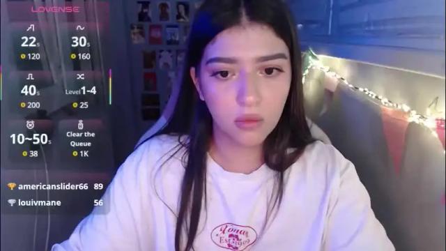 Image 6 of latina_mia Stream on Chaturbate on 3 months ago