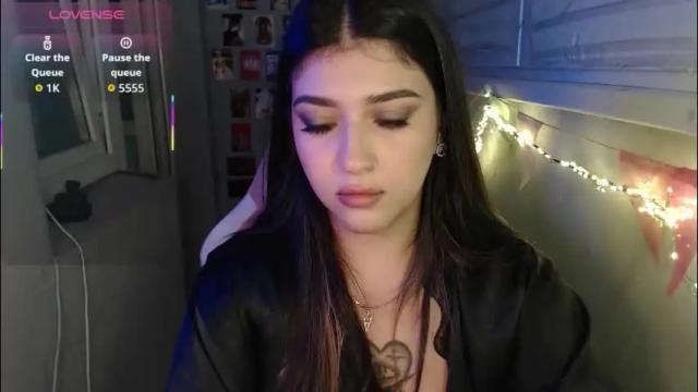 Image 7 of latina_mia Stream on Chaturbate on 2 months ago