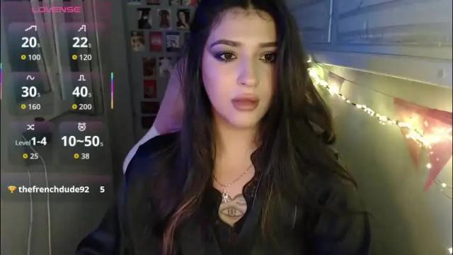 Image 2 of latina_mia Stream on Chaturbate on 2 months ago