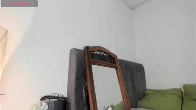 Image 4 of latinaastepmomm Stream on Chaturbate on 1 month ago