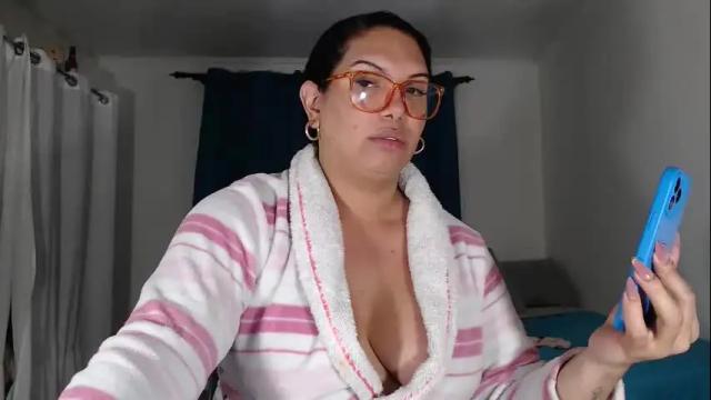 Thumbnail 2, latinaflower_ts's Stream at Chaturbate, 1 day ago