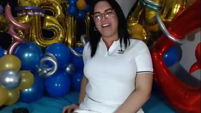 Image 11 of latinaflower_ts Stream on Chaturbate on 1 month ago