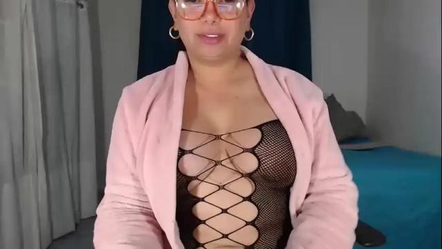 Image 6 of latinaflower_ts Stream on Chaturbate on 27 days ago