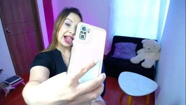 Image 11 of latinasexy_001 Stream on Chaturbate on 1 month ago