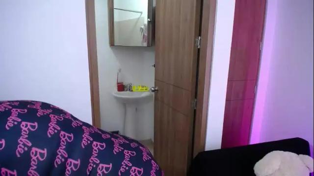 Image 7 of latinasexy_001 Stream on Chaturbate on 29 days ago