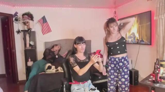 Image 3 of latinatranny Stream on Chaturbate on 21 months ago