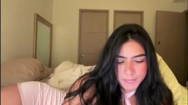 Thumbnail 2, latinella's Stream at Chaturbate, 1 month ago