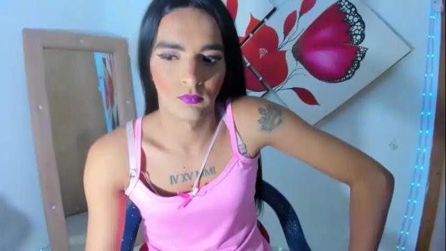 Image 11 of latinmia23hot Stream on Chaturbate on 2 months ago