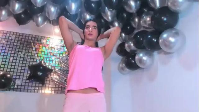 Image 3 of latinmia23hot Stream on Chaturbate on 1 month ago