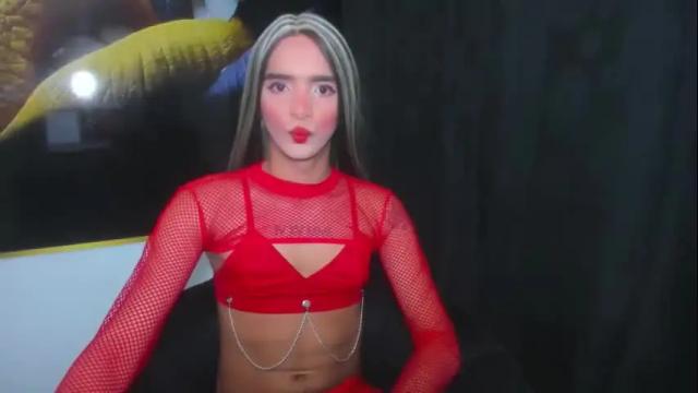 Image 2 of latinmia23hot Stream on Chaturbate on 26 days ago