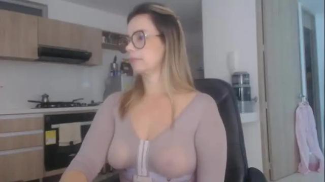 Image 10 of latinpaprika Stream on Chaturbate on 25 days ago