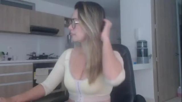 Thumbnail 1, latinpaprika's Stream at Chaturbate, 3 months ago