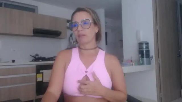 Image 7 of latinpaprika Stream on Chaturbate on 1 month ago