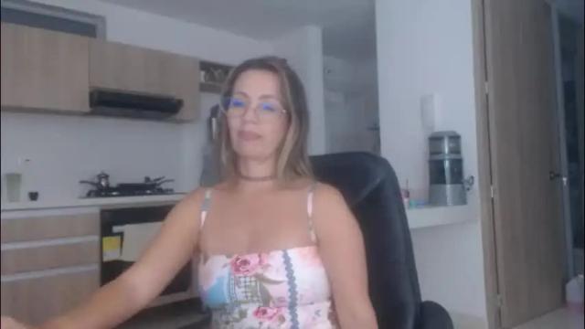 Image 8 of latinpaprika Stream on Chaturbate on 1 month ago