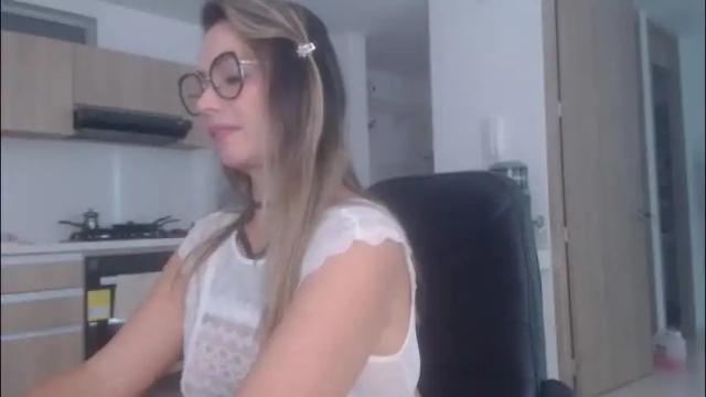 Image 3 of latinpaprika Stream on Chaturbate on 1 month ago