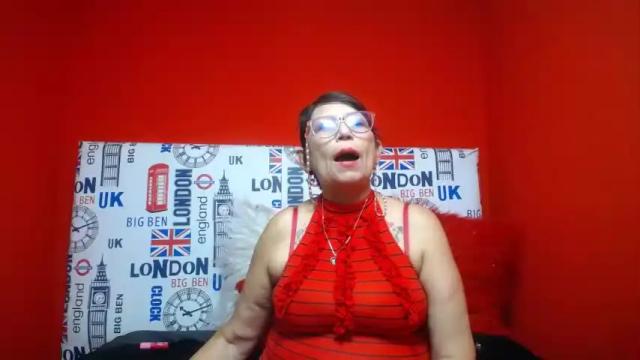 Image 12 of latinsexymature Stream on Chaturbate on 12 months ago