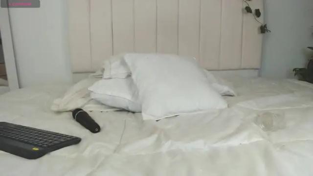 Image 11 of laugreen Stream on Chaturbate on 18 months ago