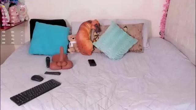 Image 12 of laura1__ Stream on Chaturbate on 1 month ago