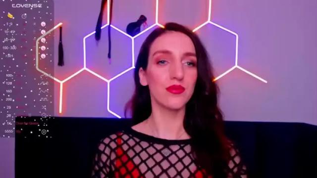 Image 8 of laura__ross Stream on Chaturbate on 19 months ago