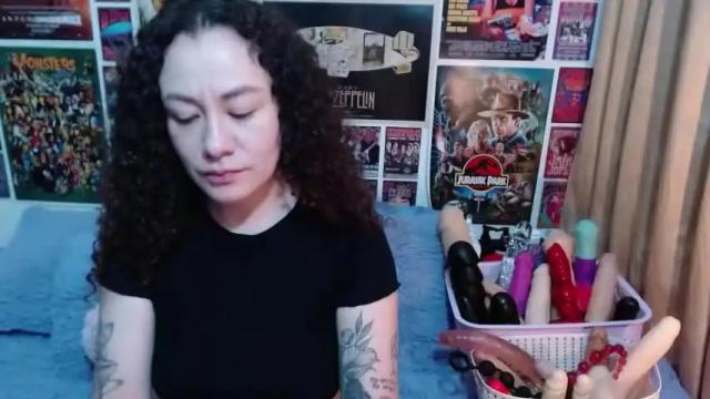 Thumbnail 1, laura_anal_'s Stream at Chaturbate, 8 months ago