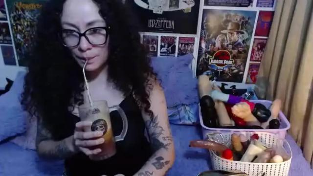 Image 4 of laura_anal_ Stream on Chaturbate on 8 months ago