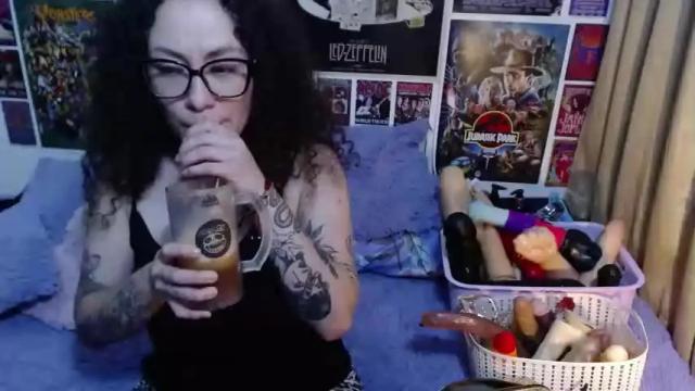 Image 6 of laura_anal_ Stream on Chaturbate on 8 months ago