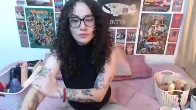 Image 2 of laura_anal_ Stream on Chaturbate on 14 months ago